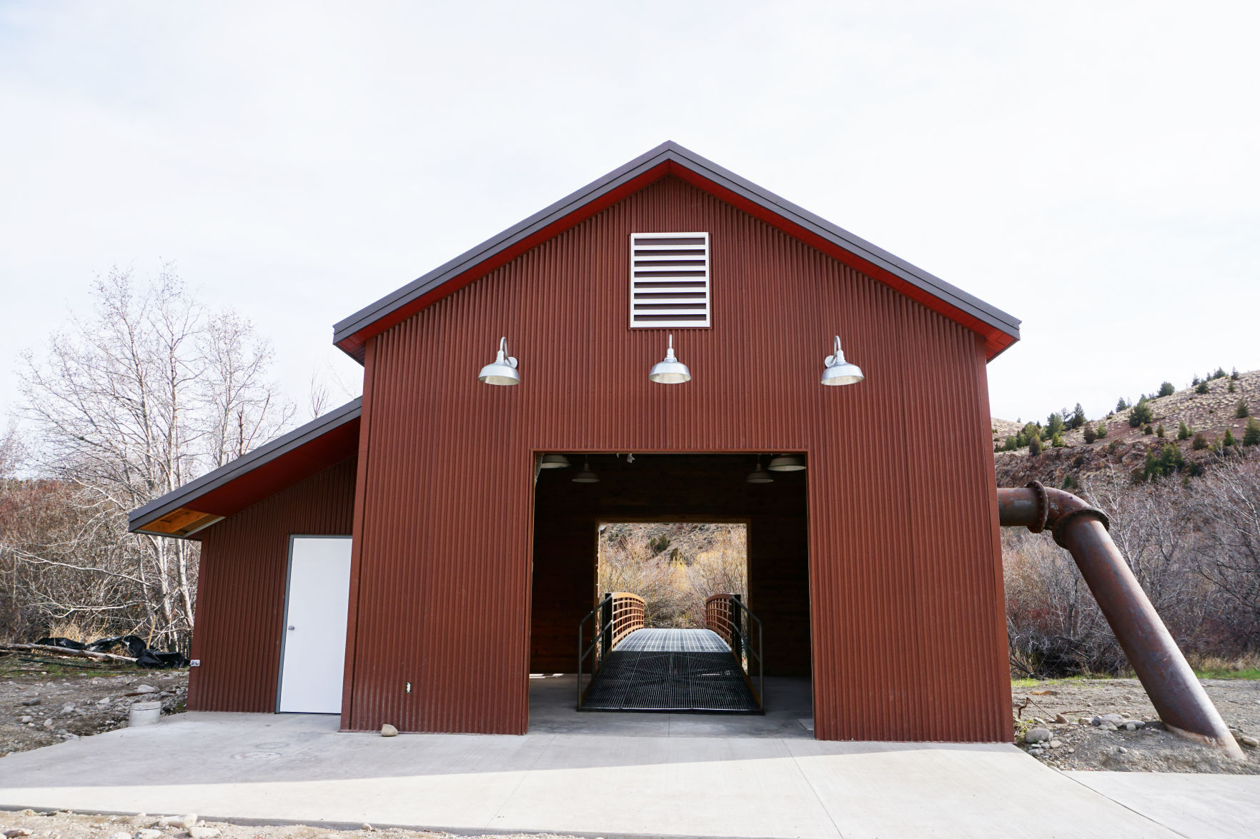 pump house frontal